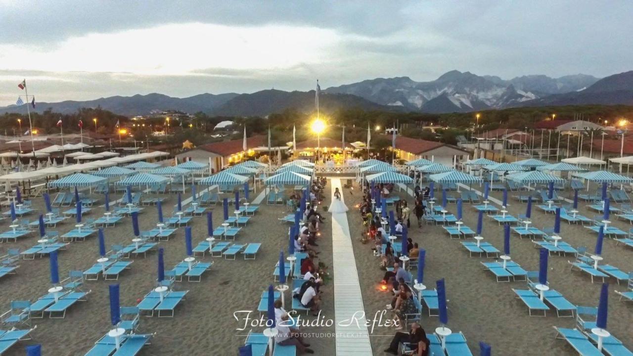 Bed and Breakfast Brezza Marina Marina Di Carrara Zewnętrze zdjęcie